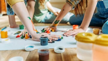 Creative Workshop: Make Fake Snow, Snow Globes, and Puffy Paint Art (Sioux City)