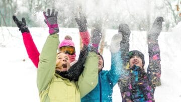 Girl Scout Days on the Slopes!