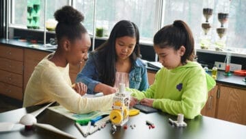 Incredible Women in Science 2023